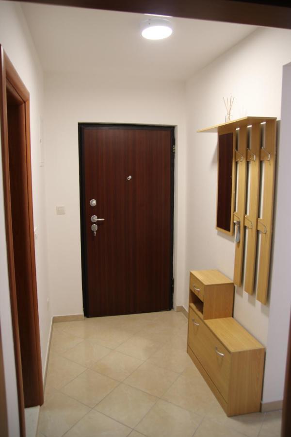 Apartment Pearl-Free Parking Makarska Exterior foto
