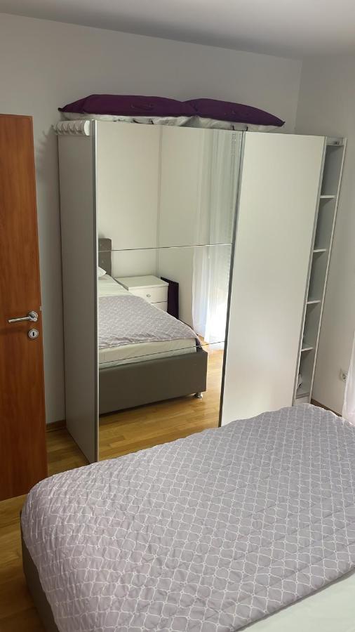 Apartment Pearl-Free Parking Makarska Exterior foto